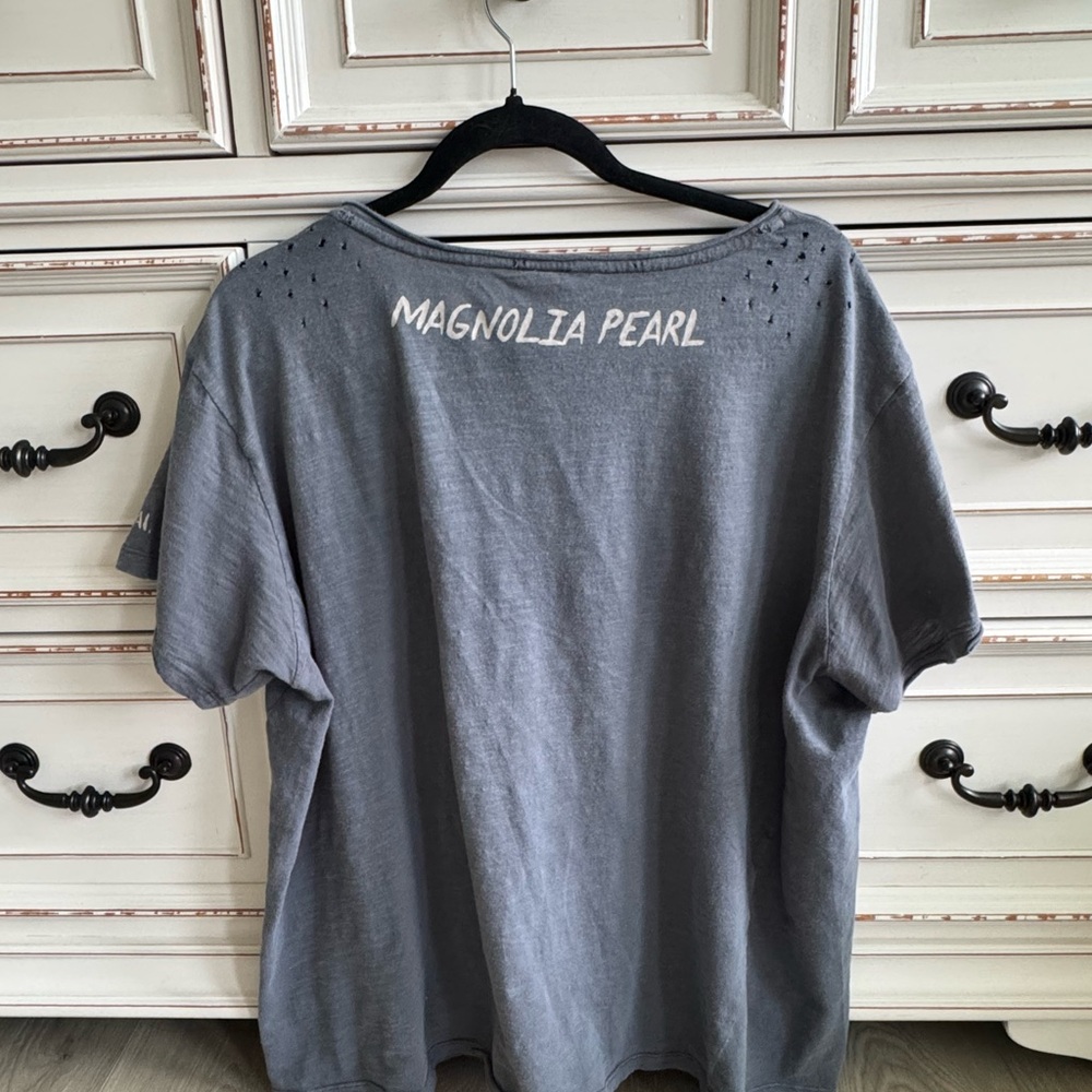 Magnolia Pearl Charcoal Graphic Tee - Picture 7 of 13